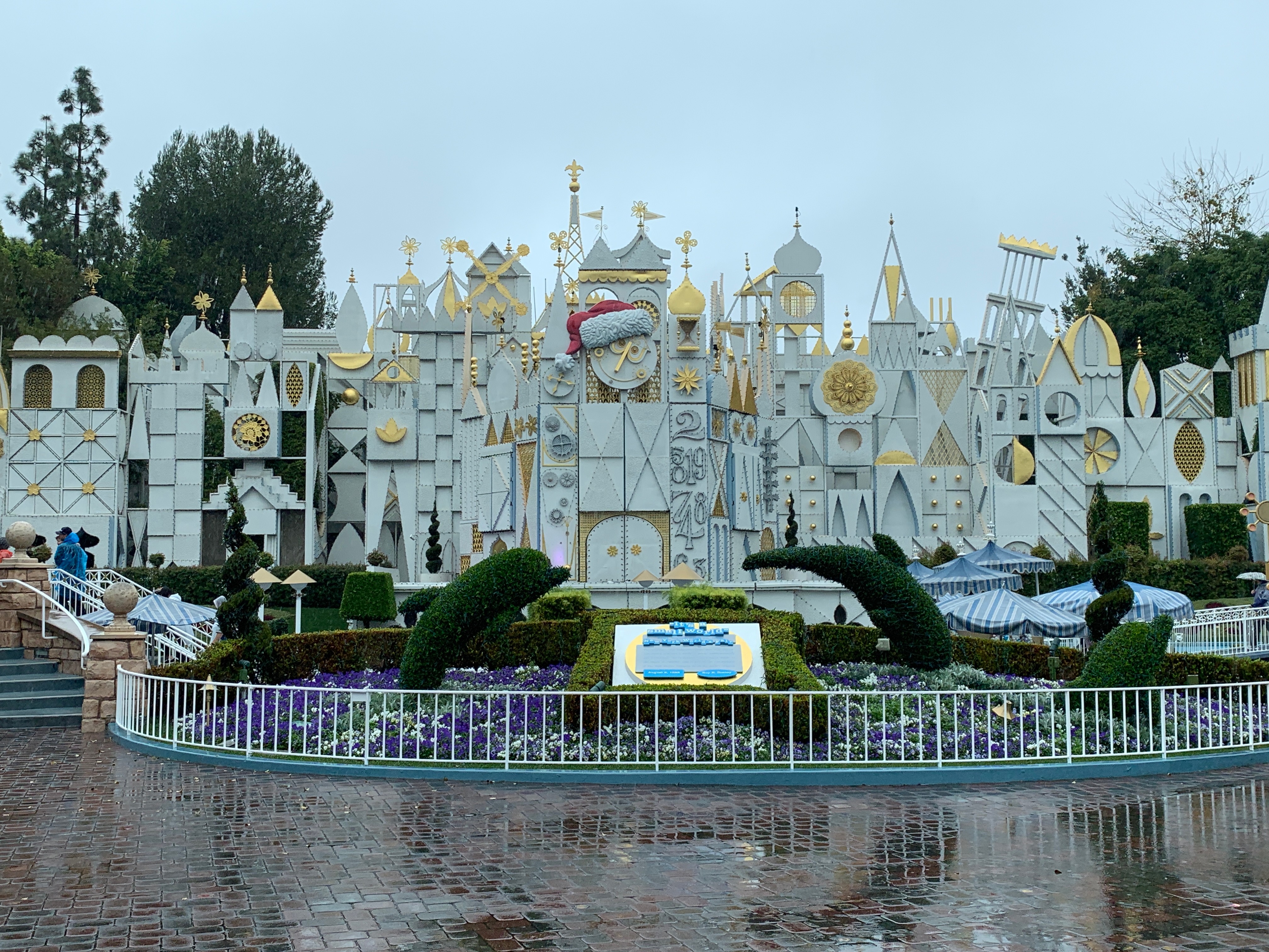 Video It S A Small World Holiday Disneyland Version Scott Sanfilippo
